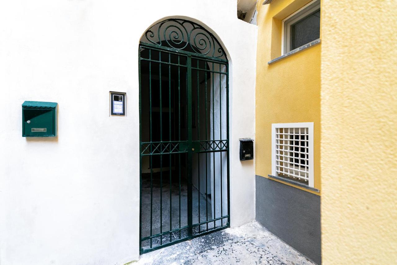 La Finestra Sul Corso Villa Amalfi Exterior photo